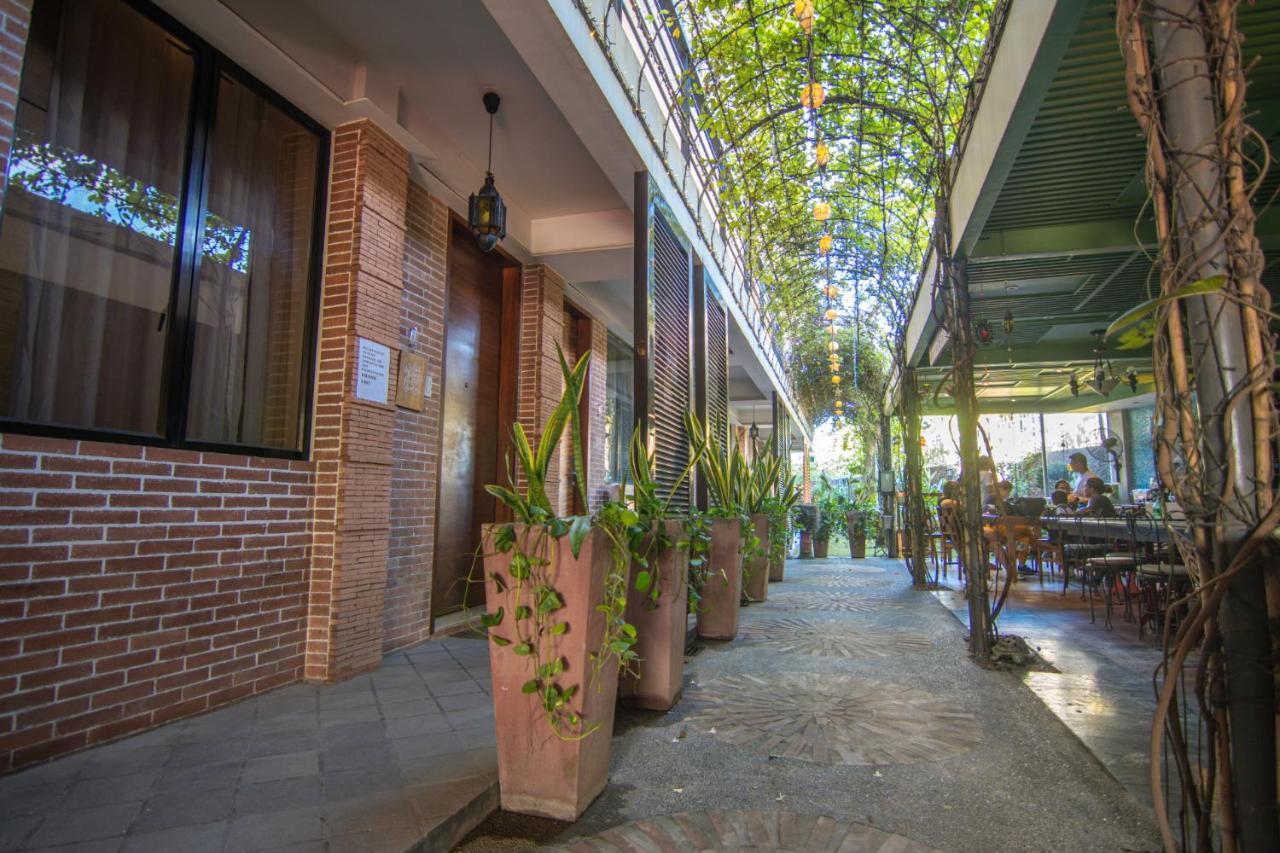 Gwandalan House Dipolog Exterior foto