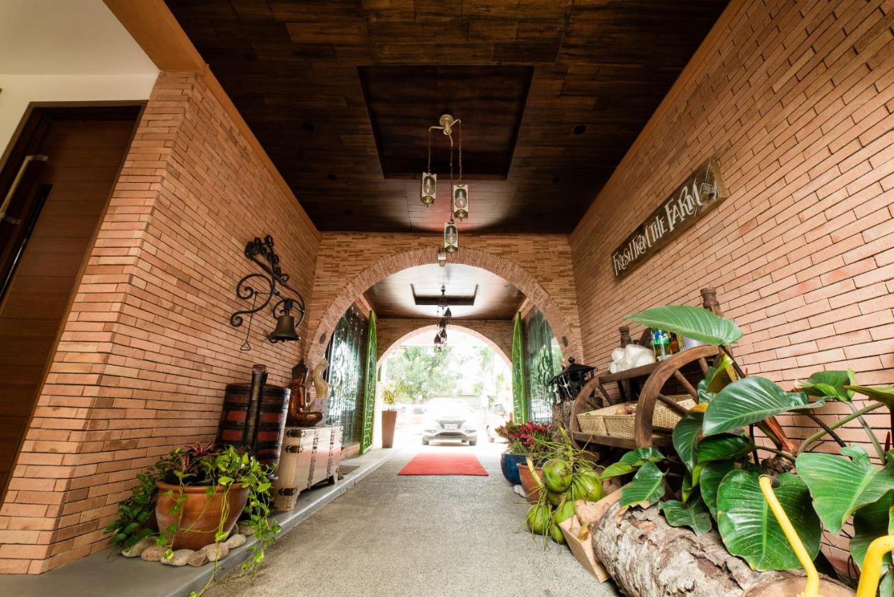 Gwandalan House Dipolog Exterior foto